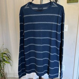 Banana republic navy blue sweater